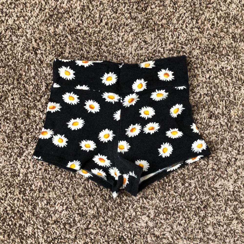 sunflower stretchy shorts